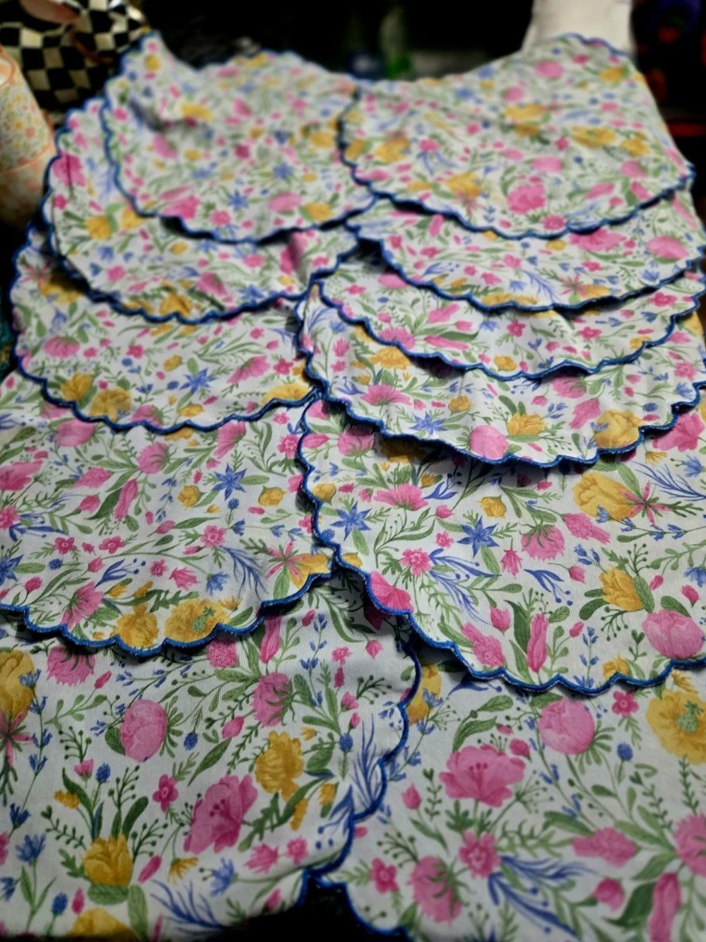 Set Of 8 Vintage Sofia Juliska Collection Placemats Scaloped Edge Reversible 16